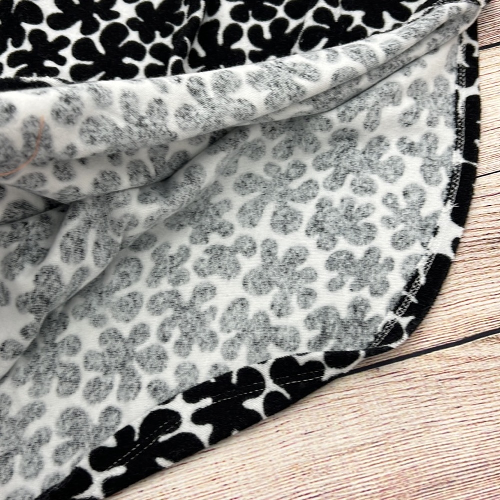 Marimekko Girls Terry Black and White Swim Coverup Poncho Size S/M - Picture 4 of 6